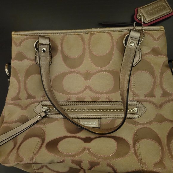 Coach Handbags - COACH DAISY OUTLINE HANDBAG